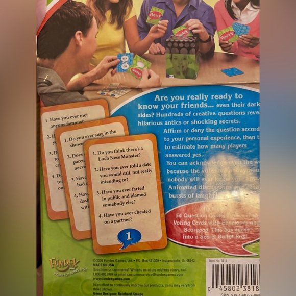 NWT Privacy Adult Game 4-8 players - Picture 3 of 3